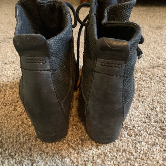 Sorel Lake peep toe wedge shoe sz 6.5 - Picture 5 of 8